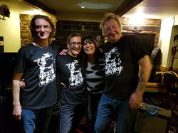 43305464_1822142404570220_14446425123491