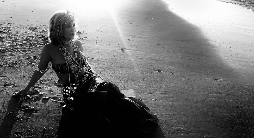 debra.lee.bw.jpeg