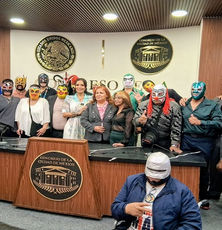 Congreso CDMX busca apoyo económico vitalicio para luchadoras profesionales retiradas por lesiones