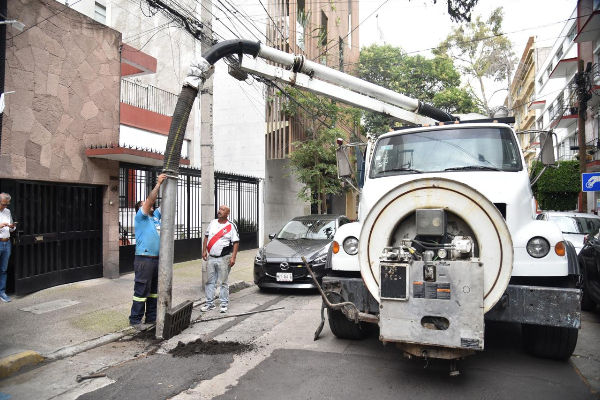 Operativo Lluvias Blindar BJ 360° fortalece la respuesta ante lluvias: 640 toneladas de azolve retiradas en Benito Juárez