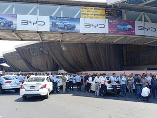 Permisionarios de taxis Piden a las autoridades del AICM apego a la ley y cumplimiento de palabra