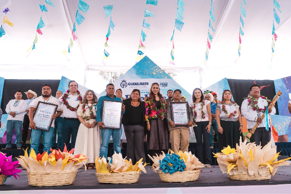 Gobernadora de Guanajuato reconoce identidad, cultura y derechos de los Pueblos Indígenas