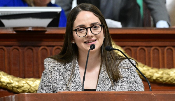 Permiso laboral para que trabajadores se ausenten durante su horario laboral y reciban atención a su salud física y mental: Tania Larios