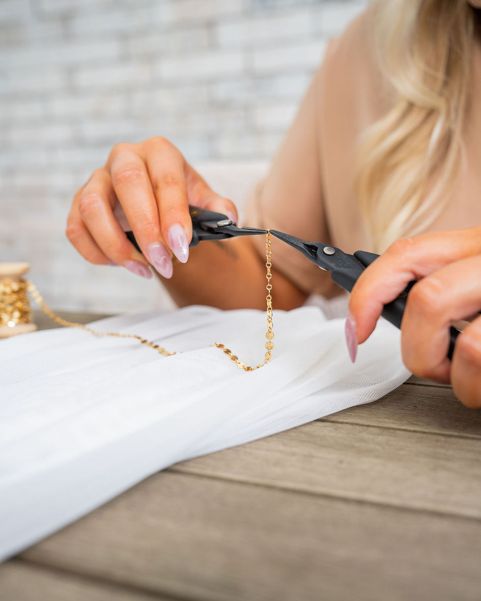 Permanent Jewelry Pop-Up at Diamond Hill Vineyards in Cumberland, RI