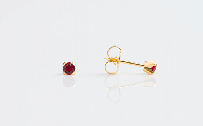 14K yellow gold garnet birthstone stud earring January