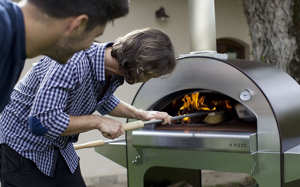 Thumbnail: Forno 4 Pizze Wood-Fired Pizza Oven with base