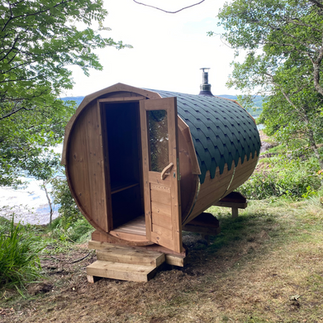 Tuuski Sauna Barrel 400 - changing room