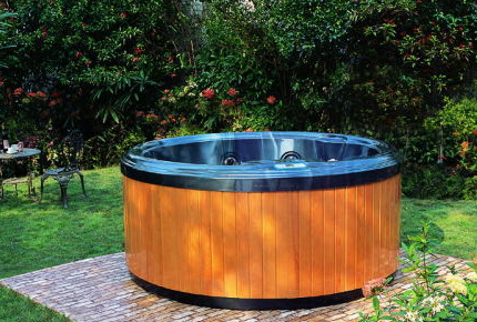 Weekend Hot Tub Hire