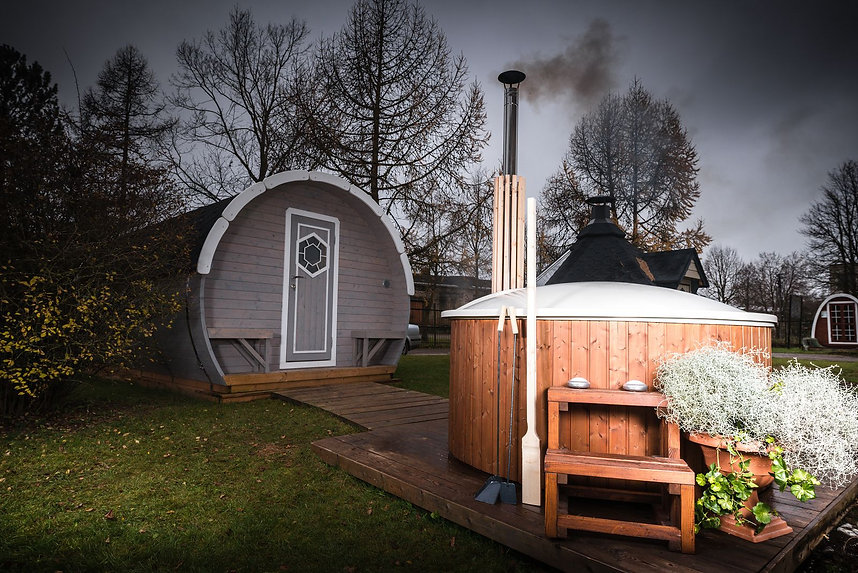 Wood fired hot tub cover page by Penguin