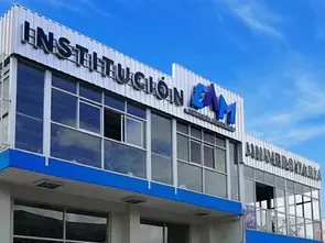 Millonario robo en la EAM: Delincuentes saquean salón y se llevan $30 millones en equipos