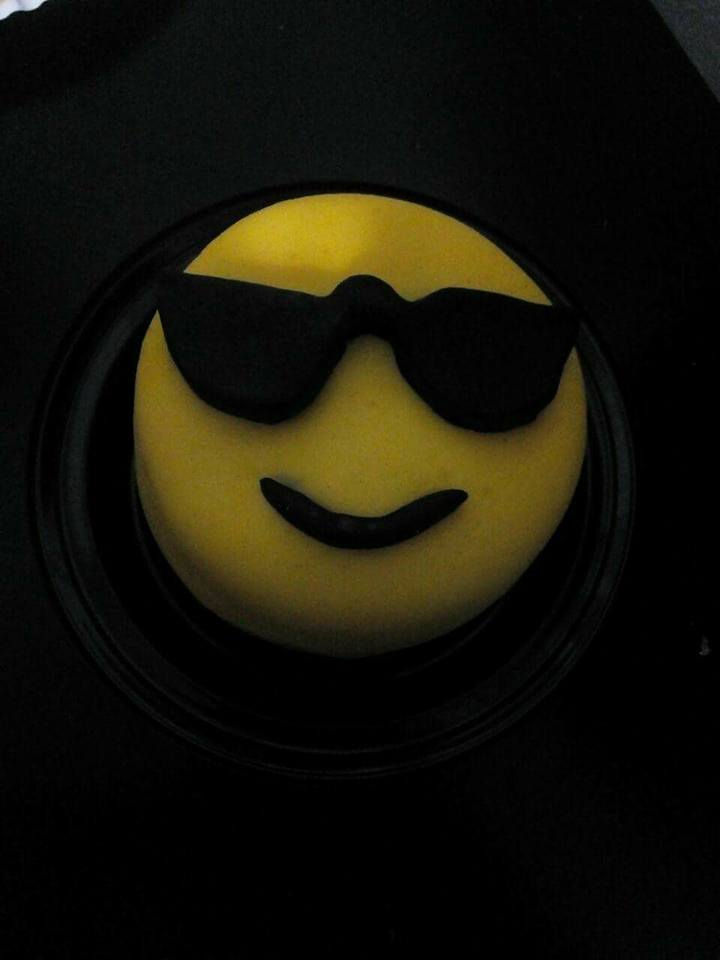 EMOJI MINI