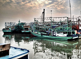 Tumnuk Rolok Fishing Port