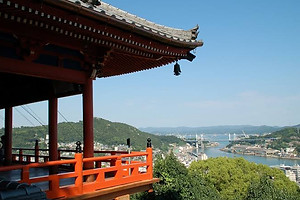 Onomichi Senkoji temple -– Must-see destination on a Shimanami Kaido scooter trip