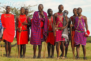 Men in red Shuka