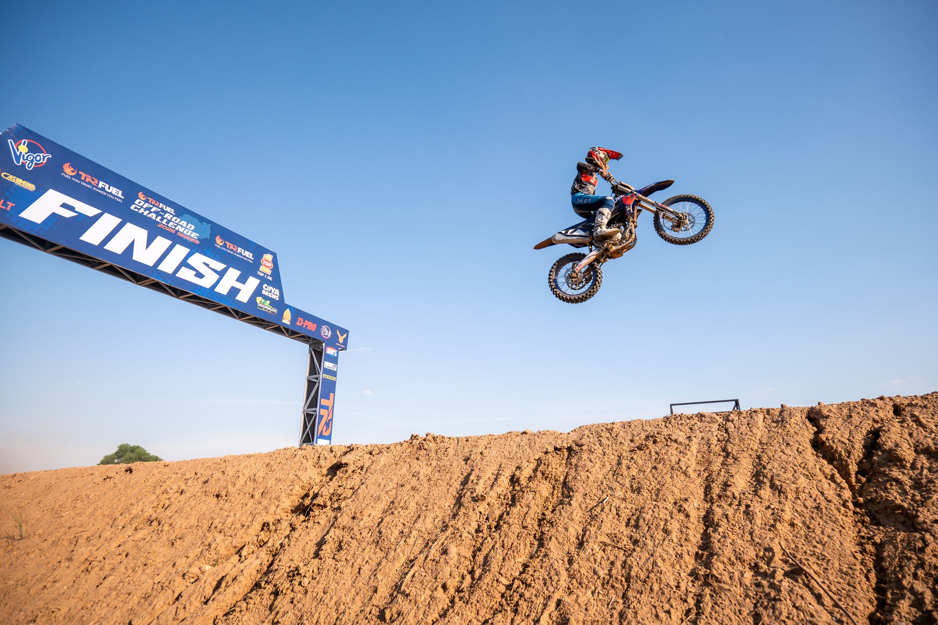 Hunter Lawrence Crowned 2026 450MX Champion at Ironman