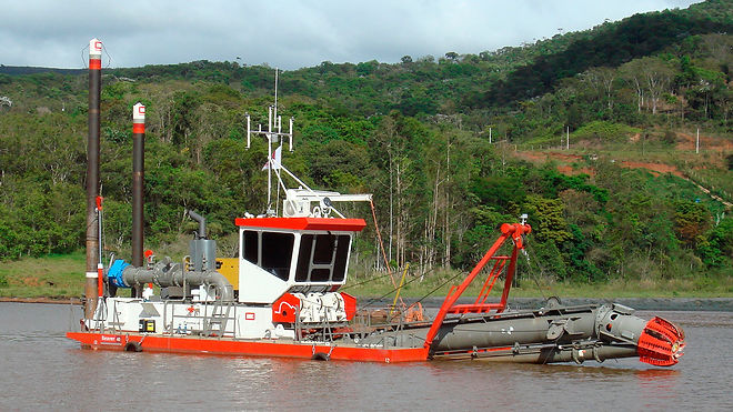 IHC_Beaver_40_standard_cutter_suction_dredger.JPG
