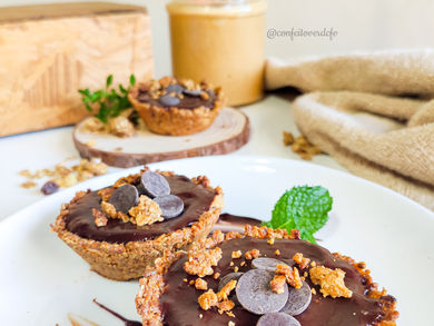 Tortinha de granola e amendoim - com apenas 5 ingredientes