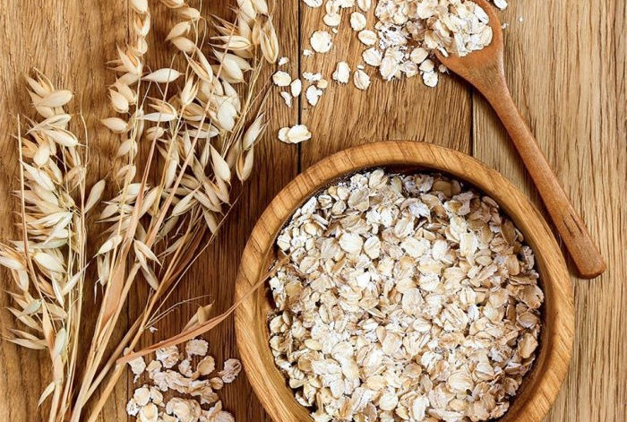 Tipos de aveia: flocos, farelo e farinha, qual a diferença?