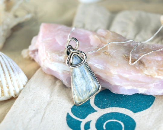 Thumbnail: Triangle Shape Kyanite Pendant-925 Sterling Silver Handmade Boho Item w/ Natural