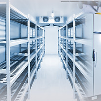 Refrigeration chamber