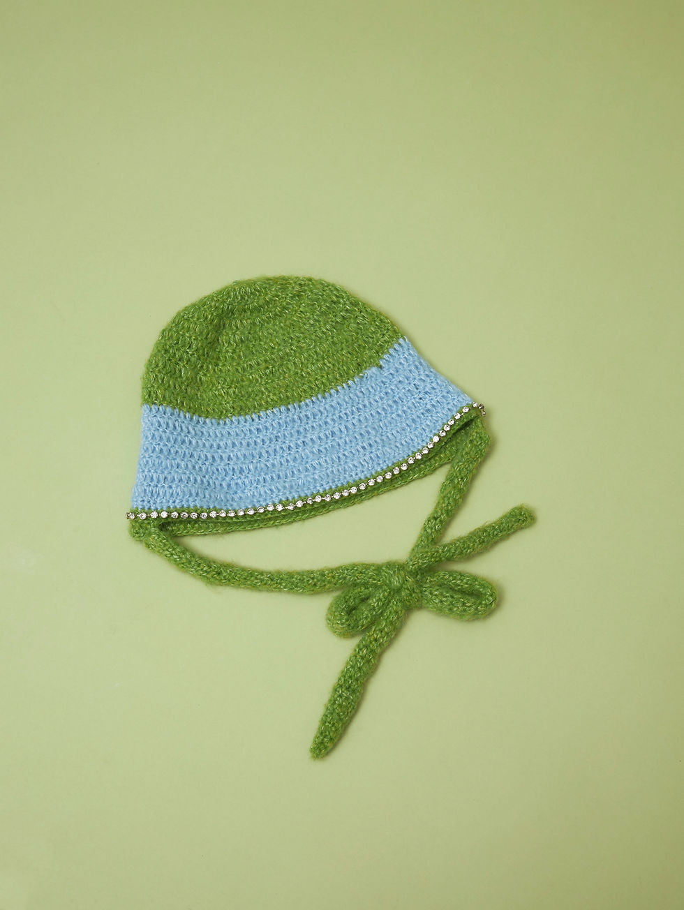 Two tone knitting hat