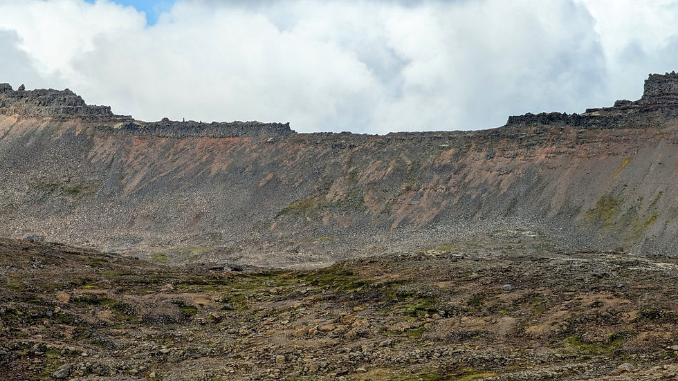A steep looking saddle to cross over