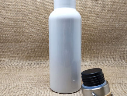 CouleurGigi-2022-Bouteille-isotherme-Bambou-500ml-ouverte.jpg