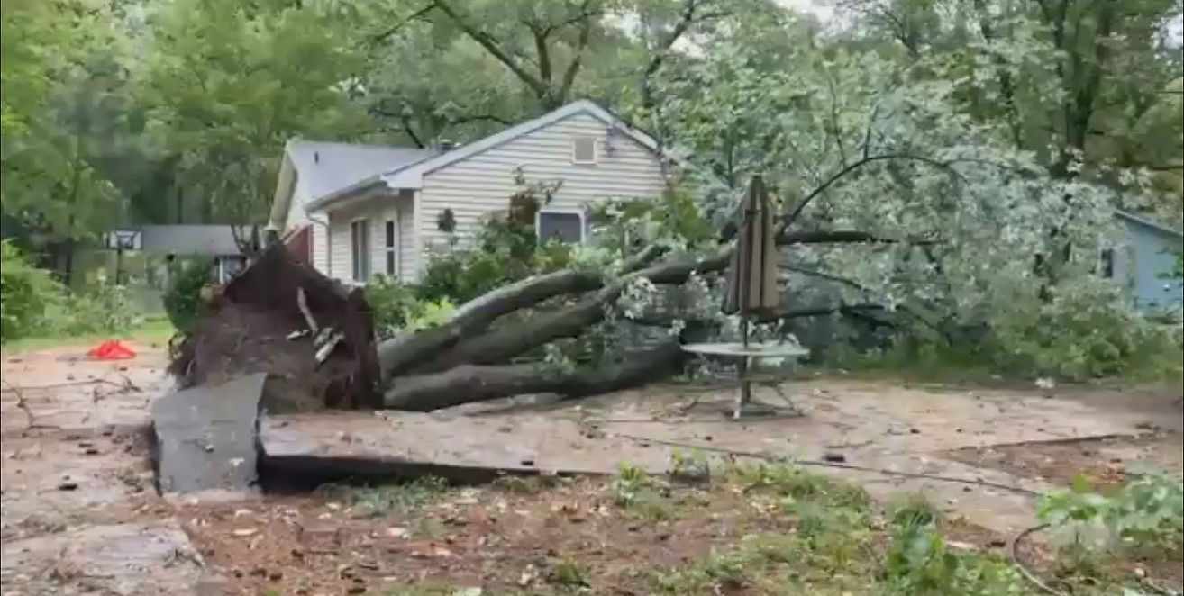 Hurricane Isaias_salisbury.jpg