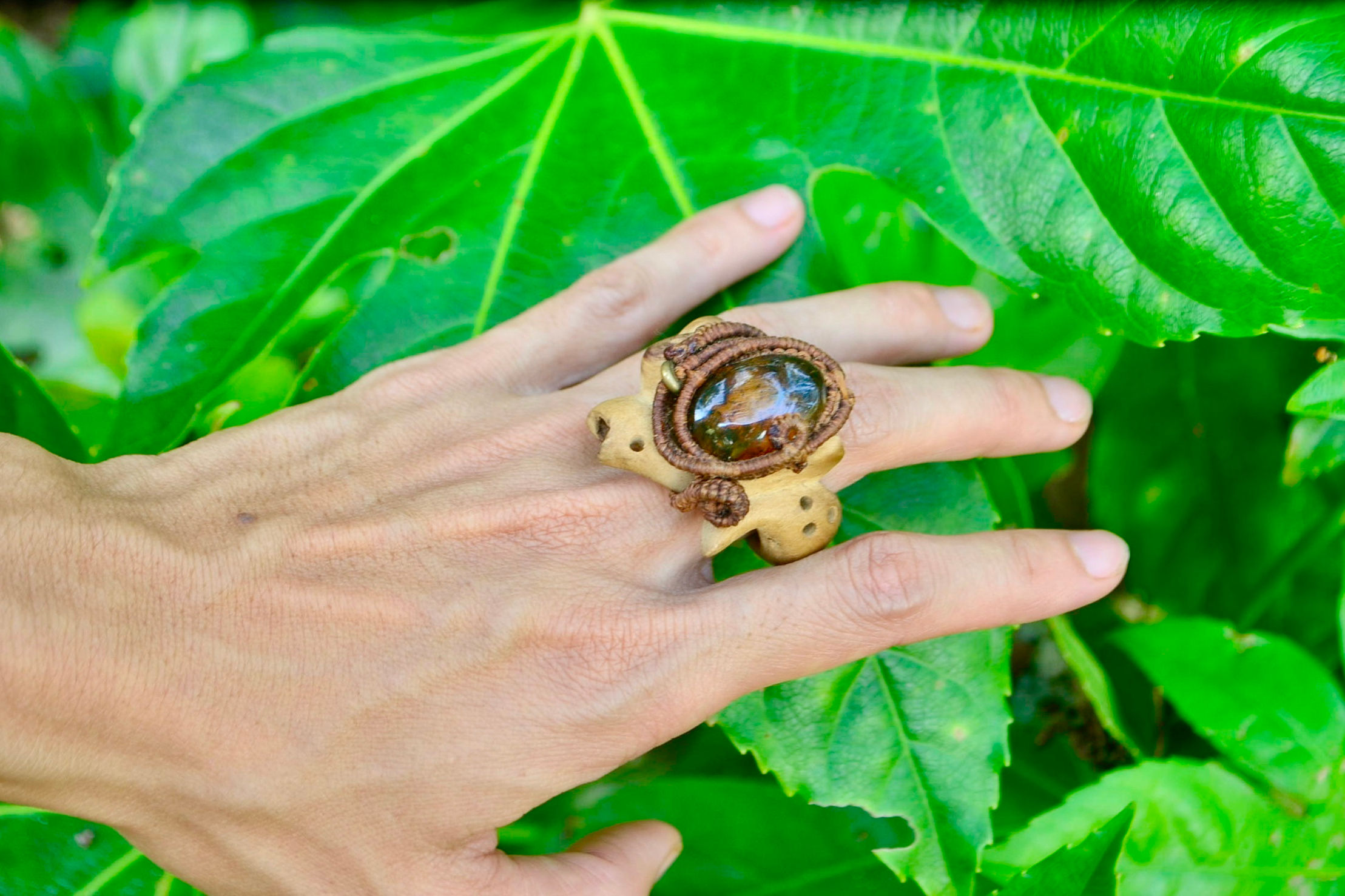 Wooden magical ring - Amber -