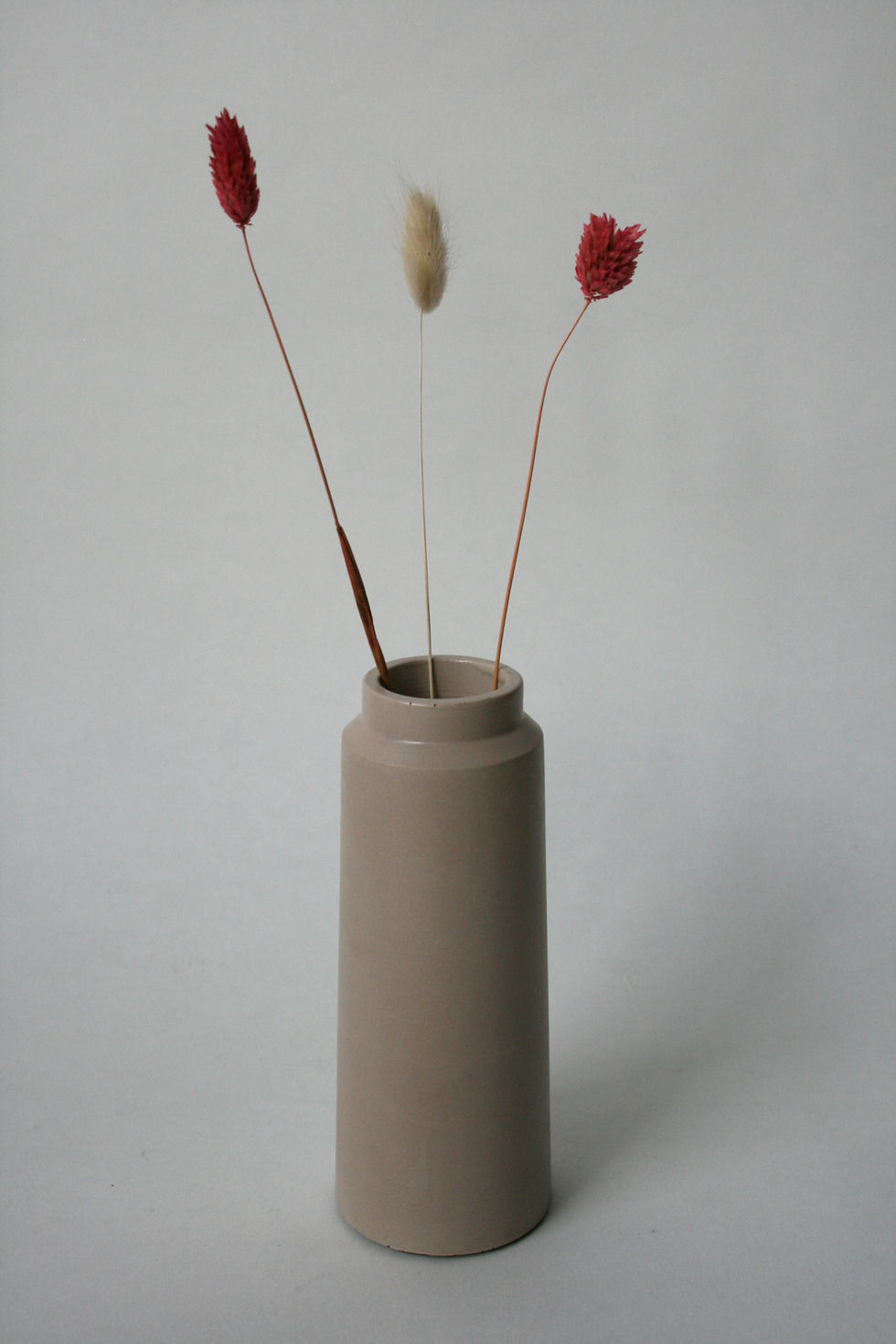Miniaturbild: Betonvase terrakotta / creme