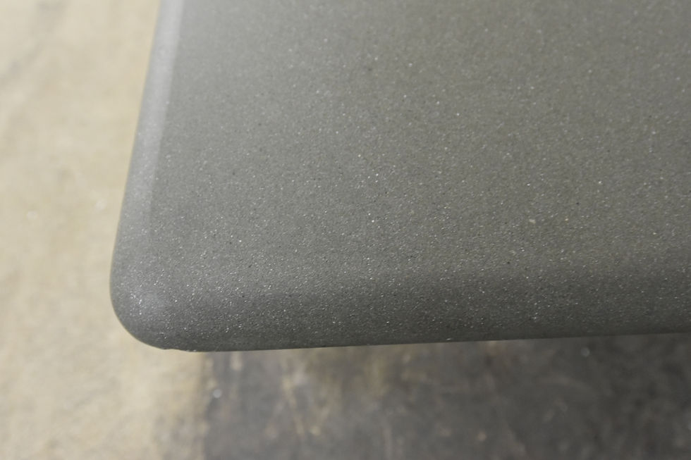 Miniaturbild: Designer Couchtisch aus Sandstein Angelo Mangiarotti