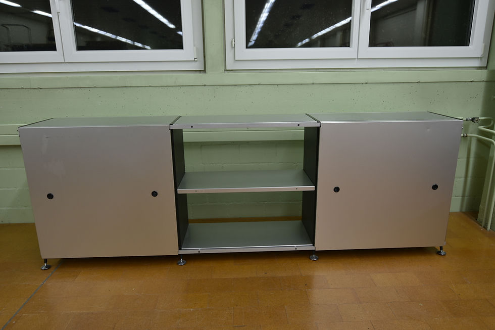 Miniaturbild: Designer Regal aus Alu von Atelier Alinea Modell Unischrank 