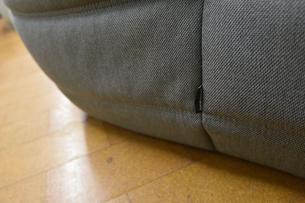 Miniaturbild: Designer Sessel Togo von Ligne Roset 