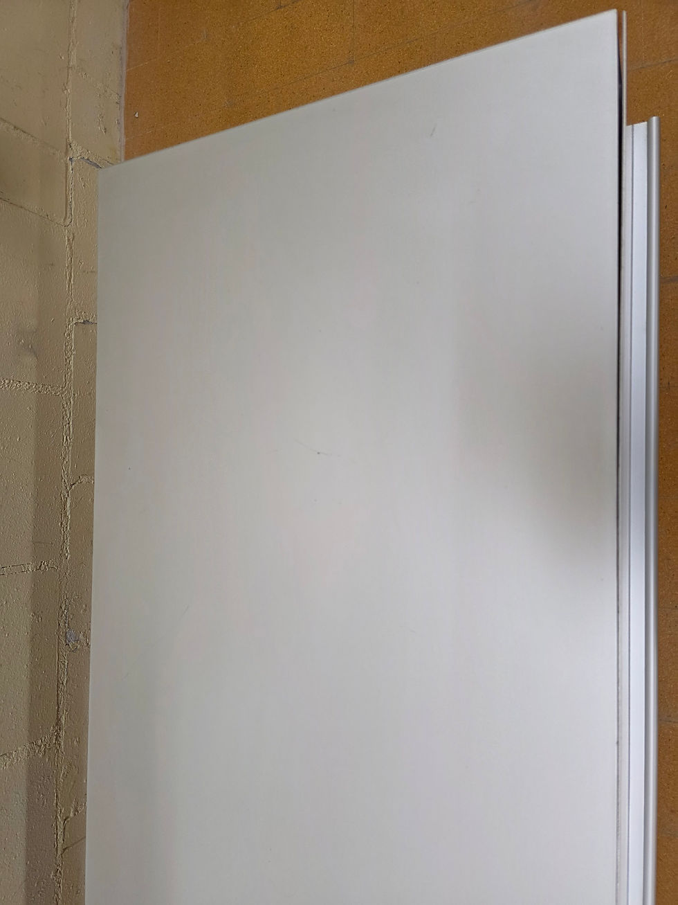 Miniaturbild: Designer Lowboard / TV-Möbel Wellis für Interio