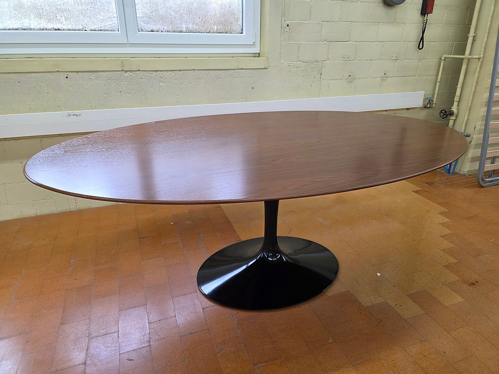 Miniaturbild: Designer Tulip Tisch oval Knoll Eero Saarinen Nussbaum 