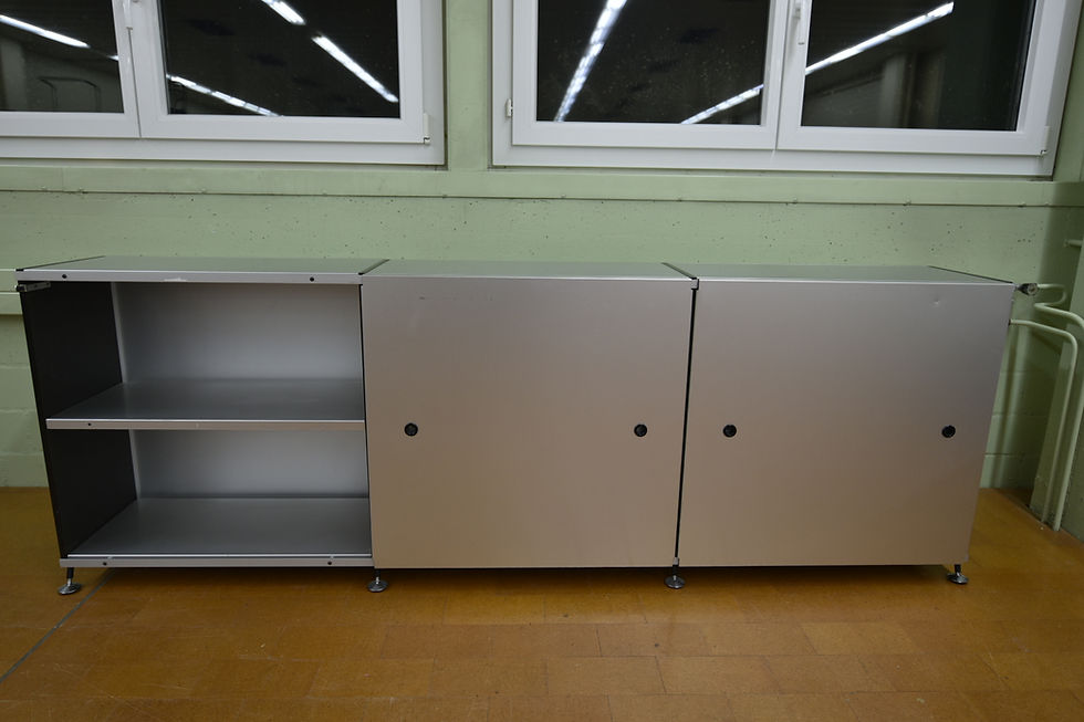 Miniaturbild: Designer Regal aus Alu von Atelier Alinea Modell Unischrank 