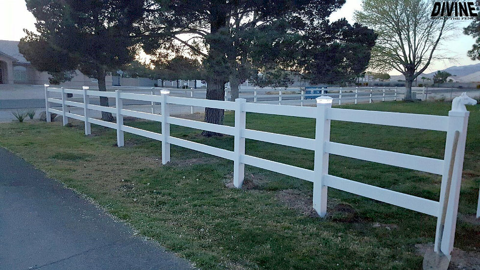 40V. Vinyl Ranch Rail Fence