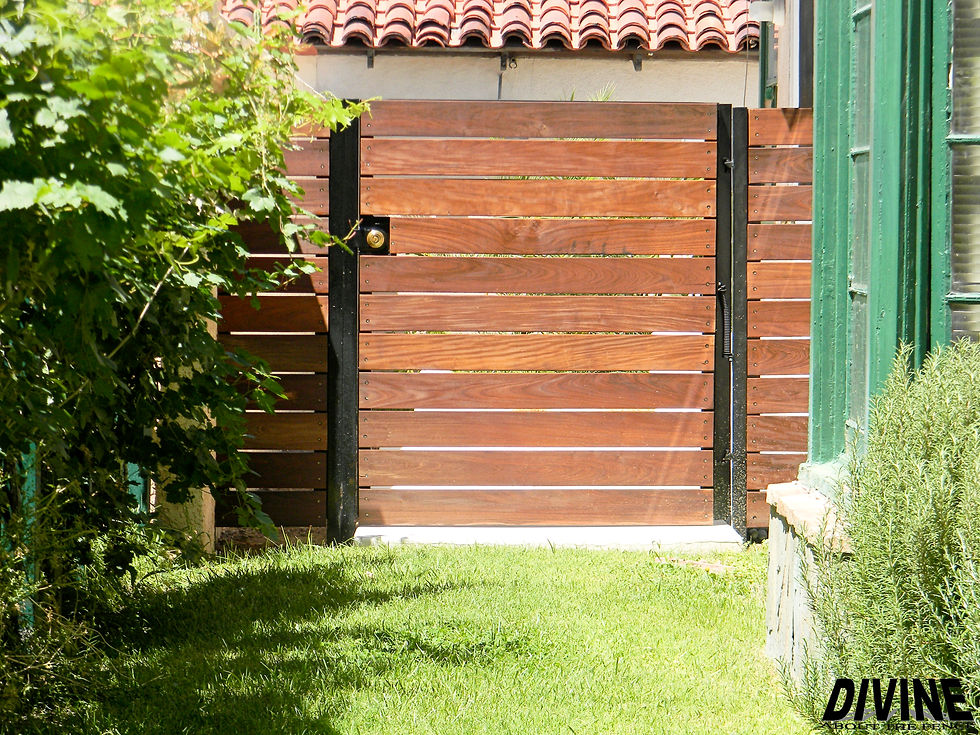 MW3. Wood Slate Gate
