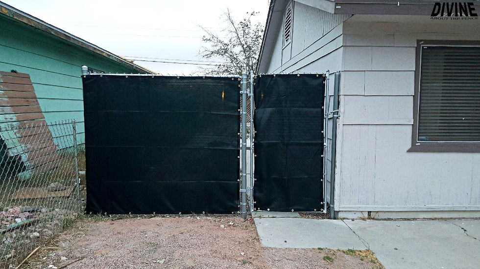 28CG. Privacy Chain Link Gate