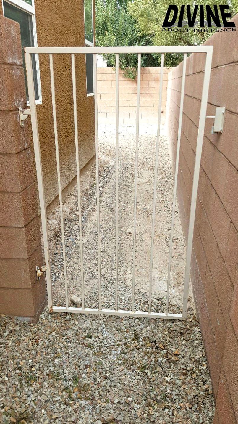 49IG. Standard Iron Side Gate