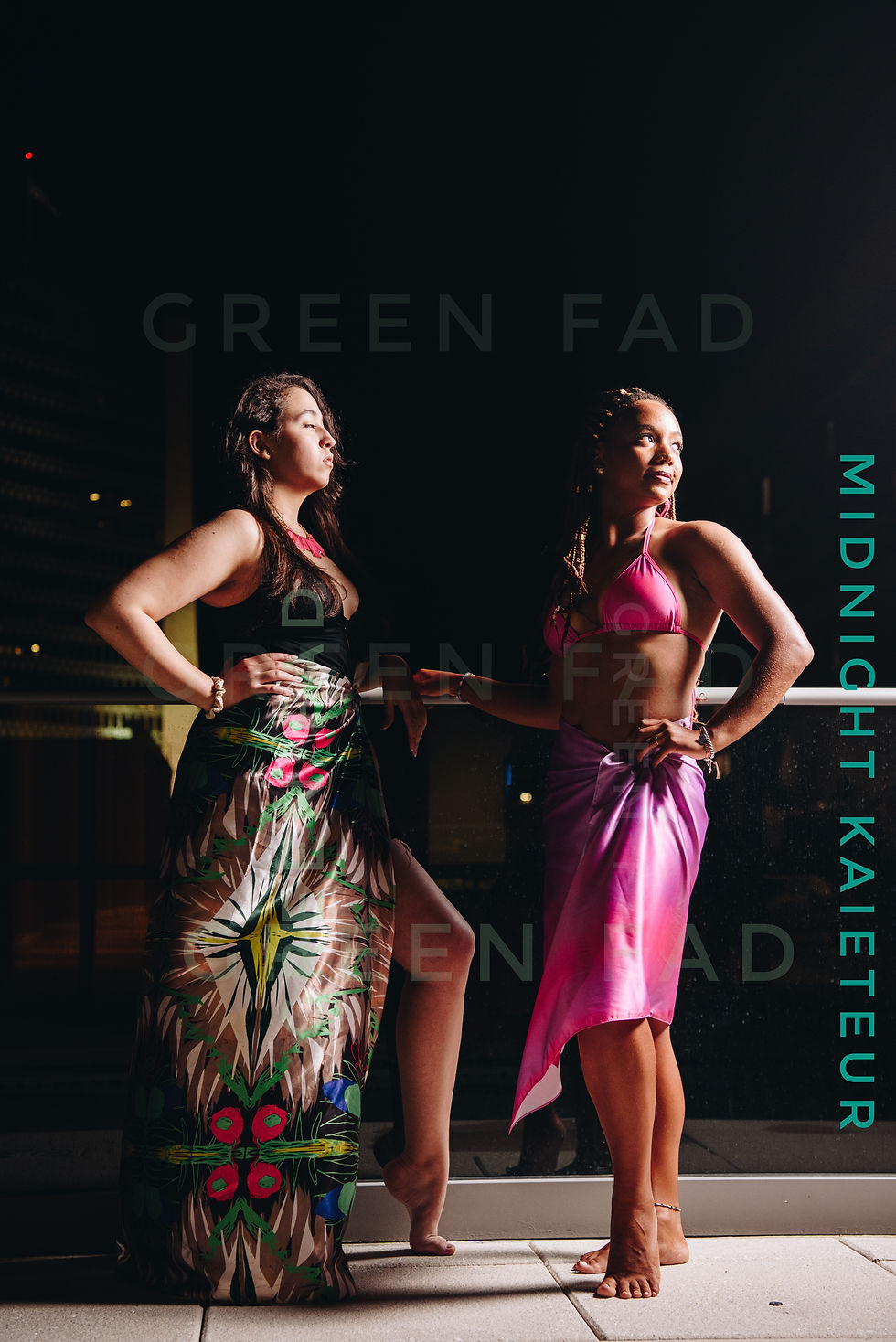 Thumbnail: Legendary Water Fall (showcased at Land X Change with ear piece adjuster