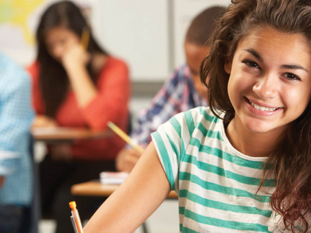 Does American Airlines offer student discounts?