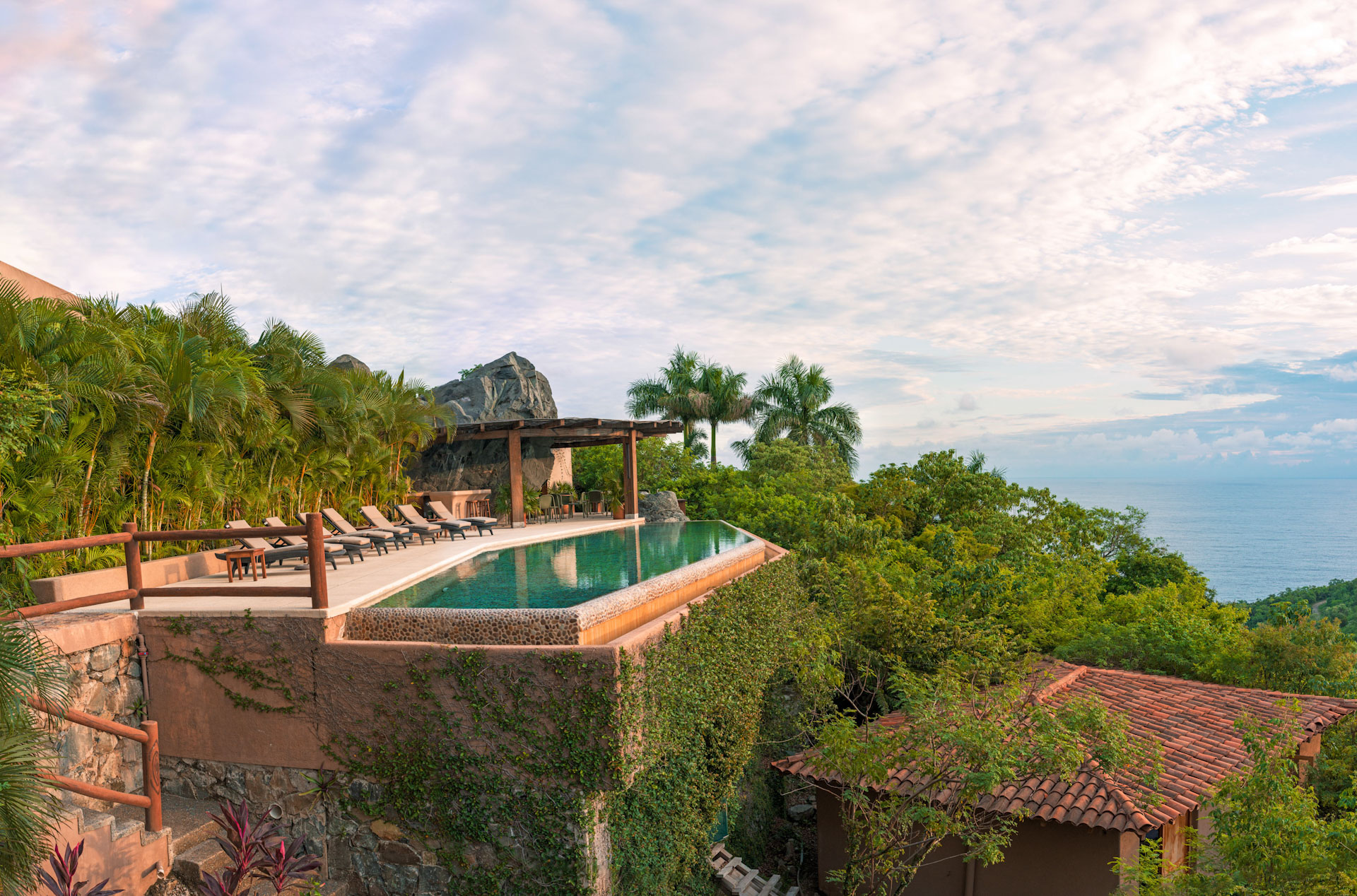 Master Pool Villas del Vigia