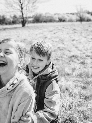 Familienfotos in der Natur - authentisch in und um Berlin