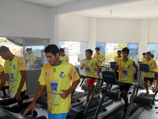 PARCERIA COM SPORTFIT MELHORA CONDICIONAMENTO FÍSICO DA EQUIPE DO RICANATO F.C.
