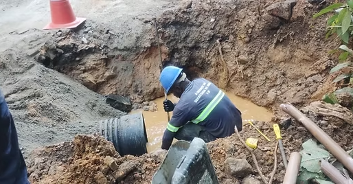 Obras provocam interdição de via no Bairro Graminha