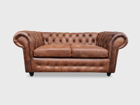 Chesterfield
2 seater chesterfield
leather chesterfield