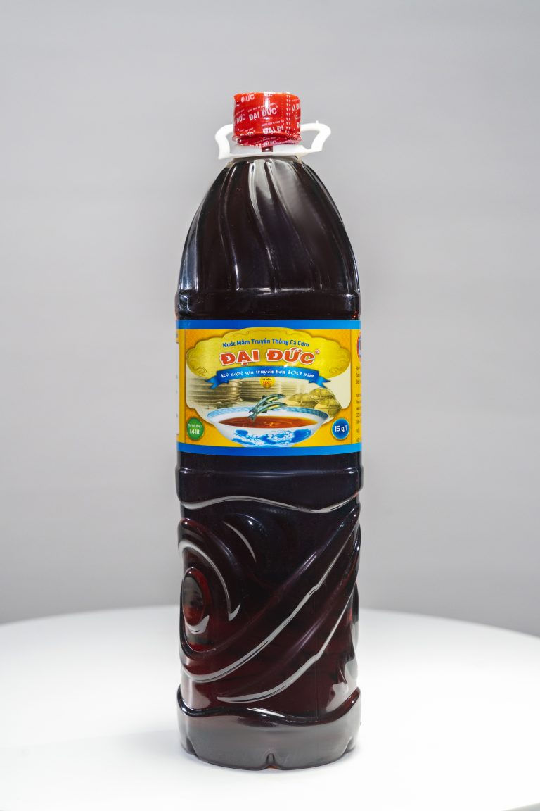 Nước mắm cá cơm 15 độ đạm (Loại 1400ml)