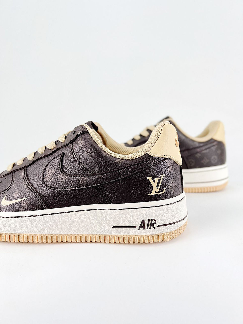 Miniatura: Nike Air force 1 Louis Vuitton CG142