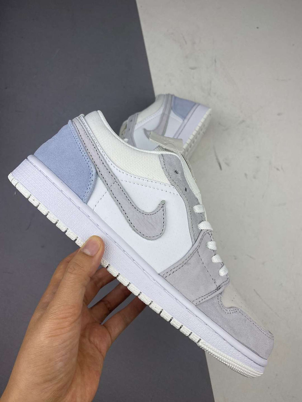 Miniatura: Air Jordan 1 Low